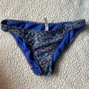 Aeropostale floral bikini bottoms in size S